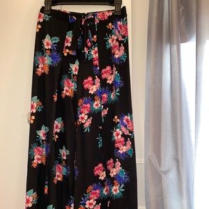 Floral side slit flow pants